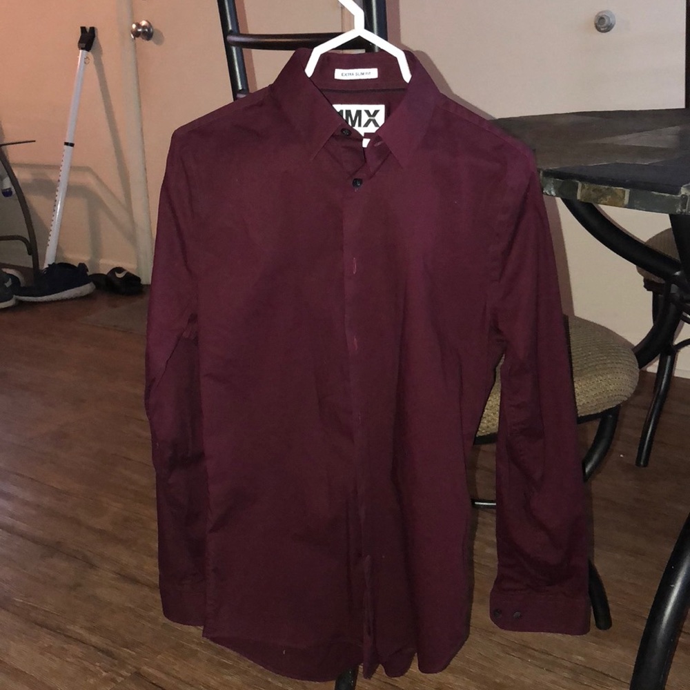 Men’s Express maroon long sleeve button down